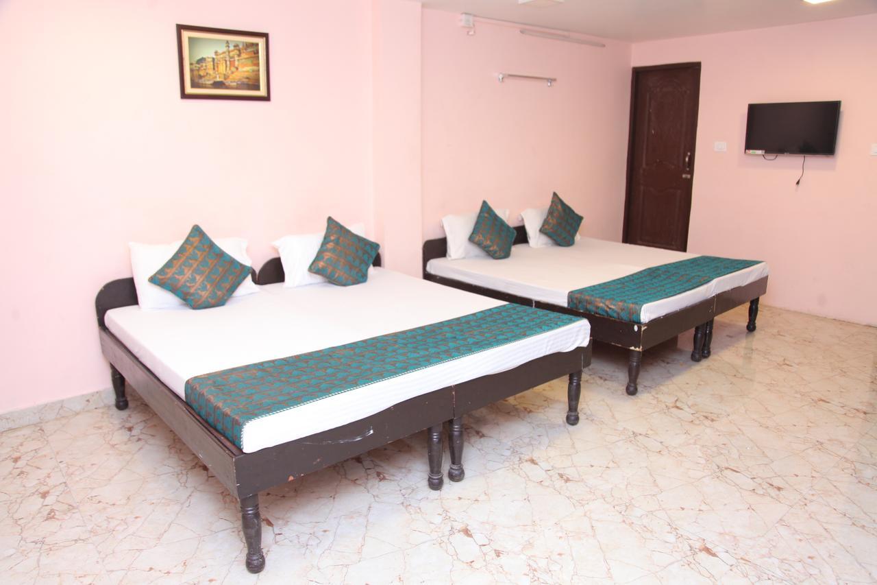 Munaro Hotels & Resorts Varanasi Exterior foto